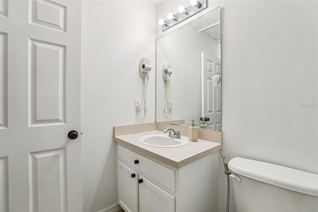 8419 CRYSTAL COVE LOOP, Kissimmee, FL 34747