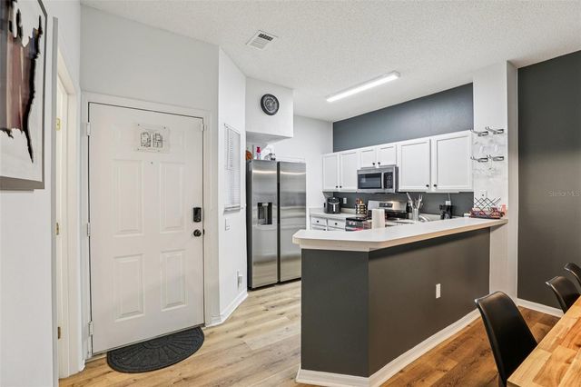 8419 CRYSTAL COVE LOOP, Kissimmee, FL 34747