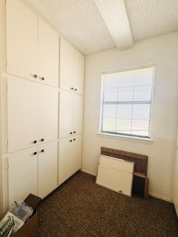 3222 Oak Mountain Trail, San Angelo, TX 76904