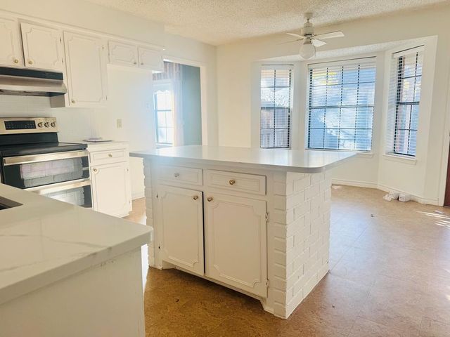 3222 Oak Mountain Trail, San Angelo, TX 76904