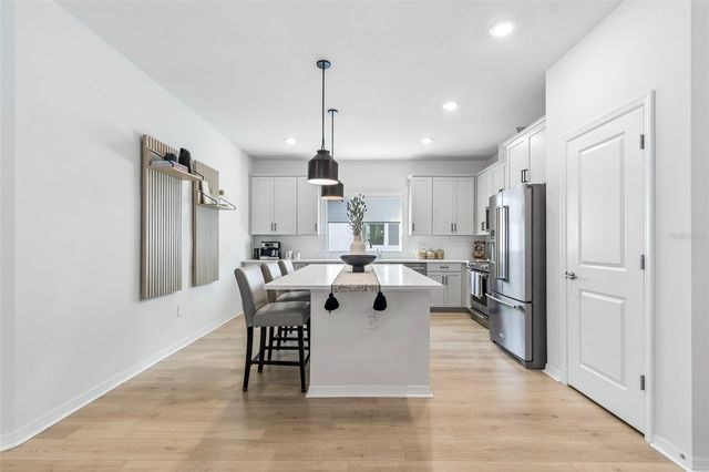 28570 SWEET PERSIMMON DRIVE, Wesley Chapel, FL 33543