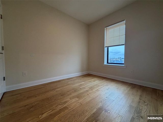 84 Van Wagenen Avenue 3L, Jersey City, NJ 07306