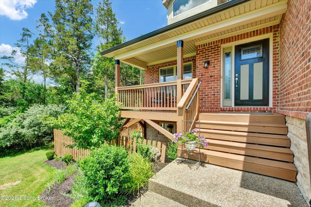 2823 Hollow Oak Dr, Crestwood, KY 40014