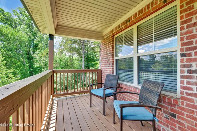 2823 Hollow Oak Dr, Crestwood, KY 40014