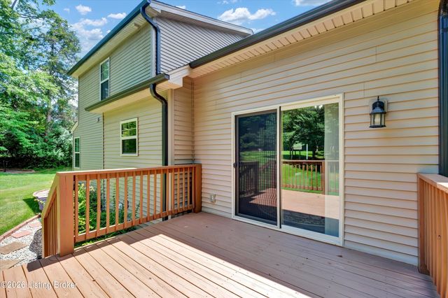 2823 Hollow Oak Dr, Crestwood, KY 40014