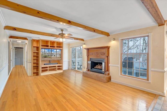 5127 Hunting Hills DR, Roanoke, VA 24018