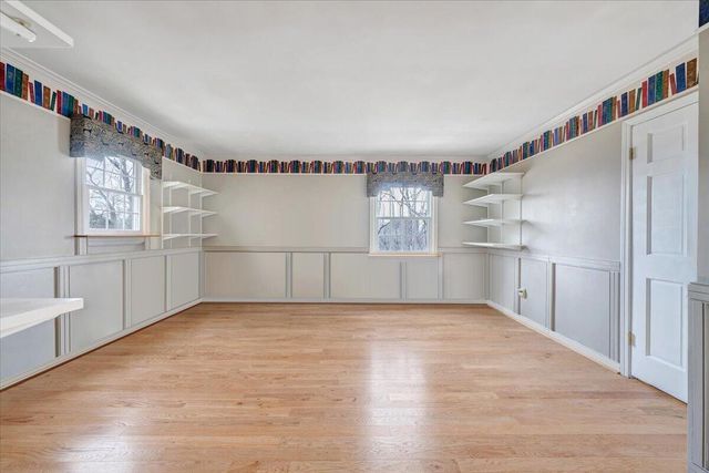 5127 Hunting Hills DR, Roanoke, VA 24018