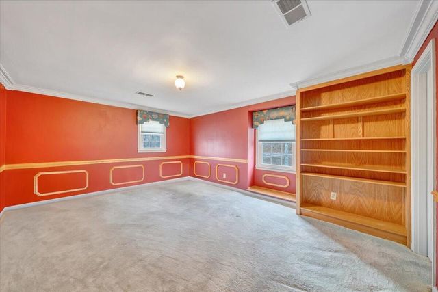 5127 Hunting Hills DR, Roanoke, VA 24018