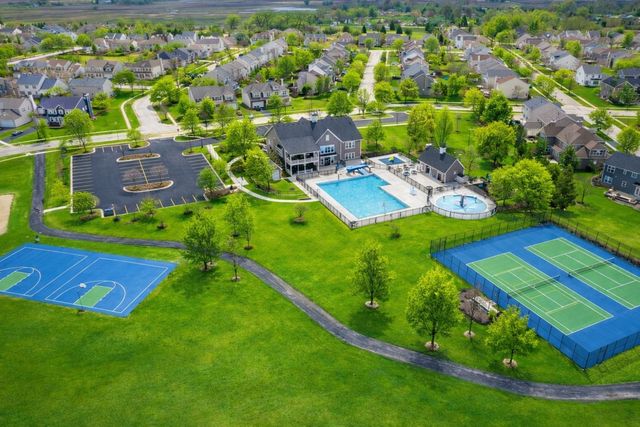 475 DANCER Lane, Oswego, IL 60543