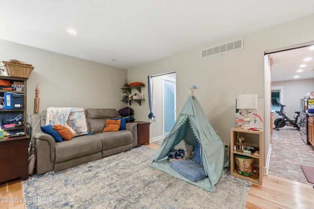 5607 Harrods Cove, Prospect, KY 40059