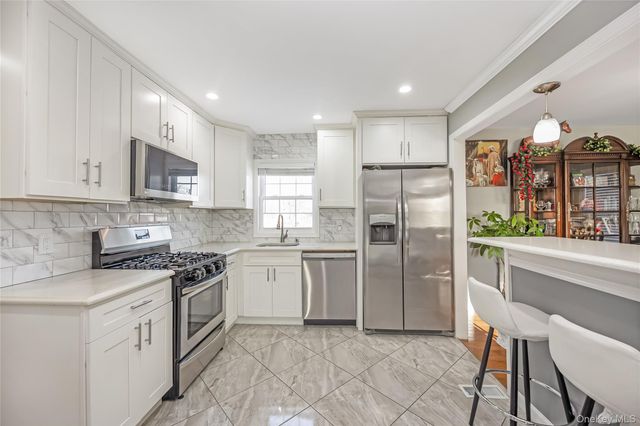 128 Park Avenue, Roosevelt, NY 11575