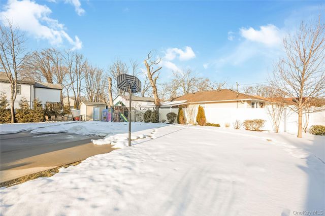 128 Park Avenue, Roosevelt, NY 11575