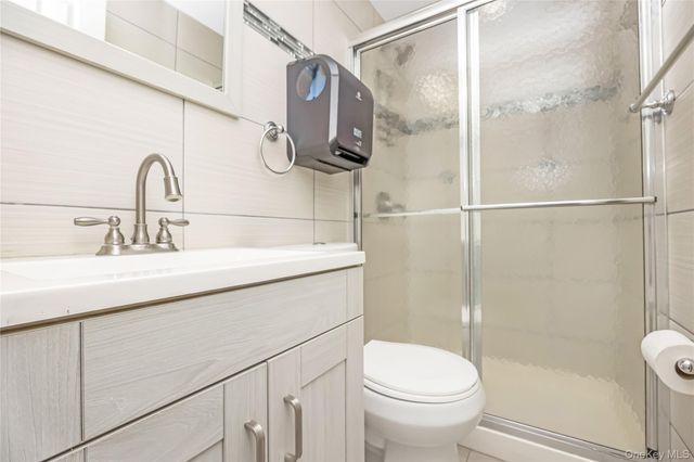 128 Park Avenue, Roosevelt, NY 11575