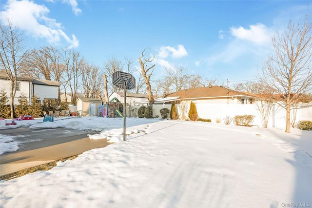 128 Park Avenue, Roosevelt, NY 11575