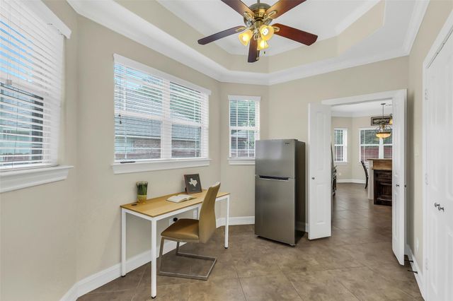 754 Holly Springs Drive, Conroe, TX 77302