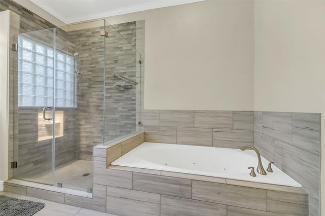 754 Holly Springs Drive, Conroe, TX 77302
