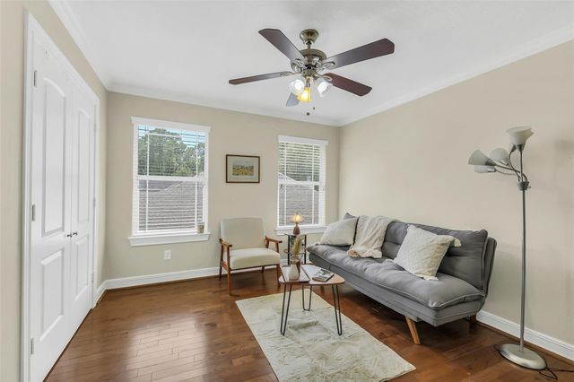 754 Holly Springs Drive, Conroe, TX 77302