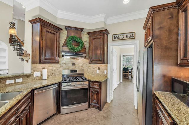 754 Holly Springs Drive, Conroe, TX 77302