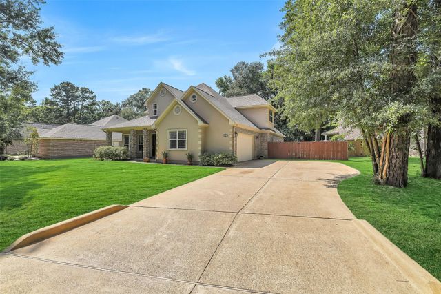 754 Holly Springs Drive, Conroe, TX 77302