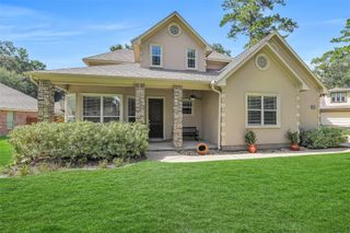 754 Holly Springs Drive, Conroe, TX 77302