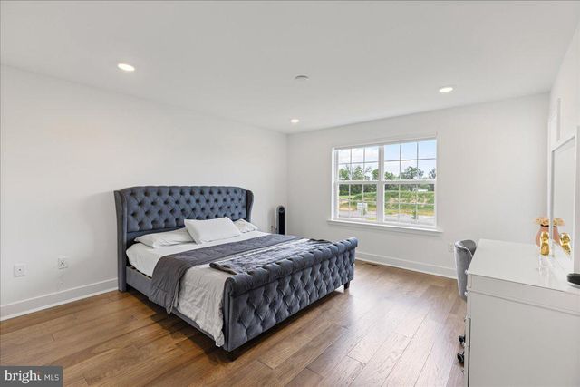 122 ADA HIGHTOWER AVE, Pennington, NJ 08534