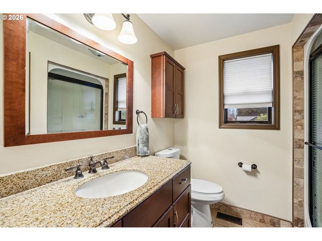 13906 Ne 7TH Way, Vancouver, WA 98684