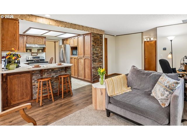 13906 Ne 7TH Way, Vancouver, WA 98684