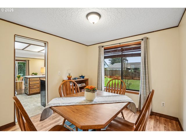 13906 Ne 7TH Way, Vancouver, WA 98684