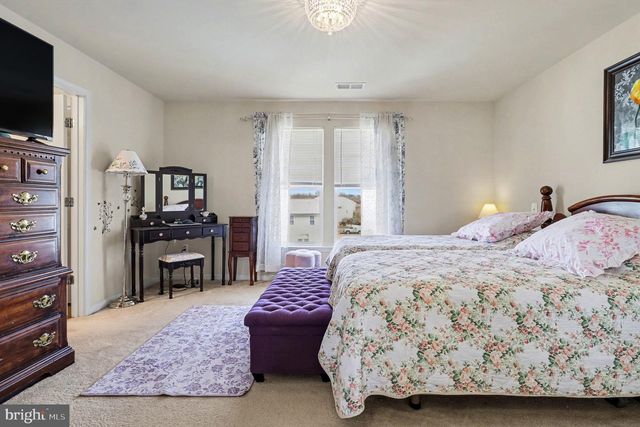 51 CHARTER GATE DR, Fredericksburg, VA 22406