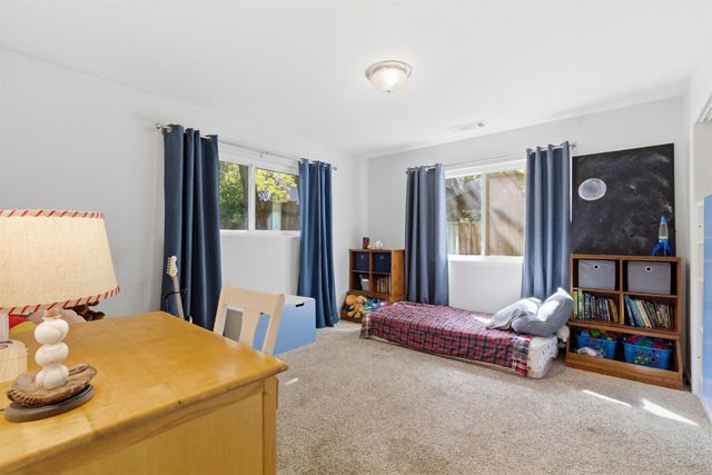 24770 Harrison St, Foresthill, CA 95631