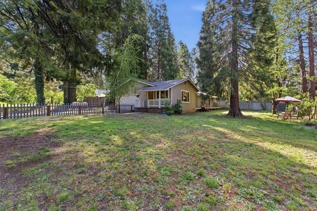 24770 Harrison St, Foresthill, CA 95631