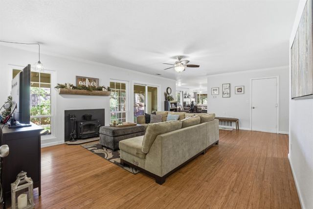 24770 Harrison St, Foresthill, CA 95631