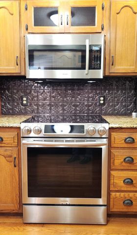 1920 W Murray Drive, Springfield, MO 65810