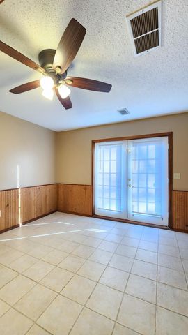 1920 W Murray Drive, Springfield, MO 65810