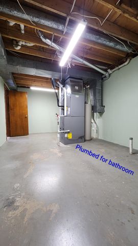 1920 W Murray Drive, Springfield, MO 65810