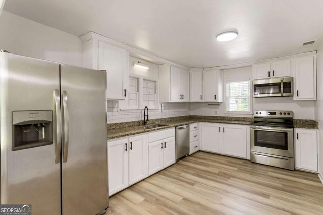 3556 Finch Road SW, Powder Springs, GA 30127