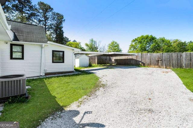 3556 Finch Road SW, Powder Springs, GA 30127