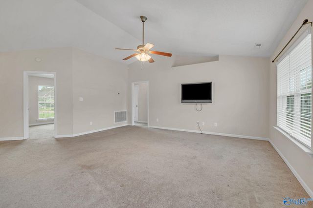 204 Shadow Cove Drive SW, Huntsville, AL 35824