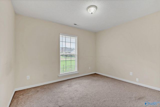 204 Shadow Cove Drive SW, Huntsville, AL 35824
