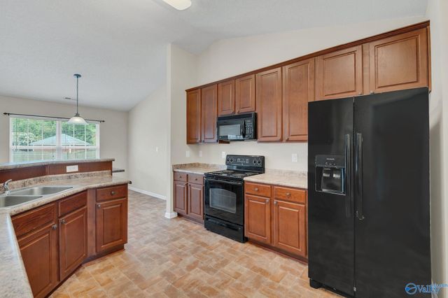 204 Shadow Cove Drive SW, Huntsville, AL 35824