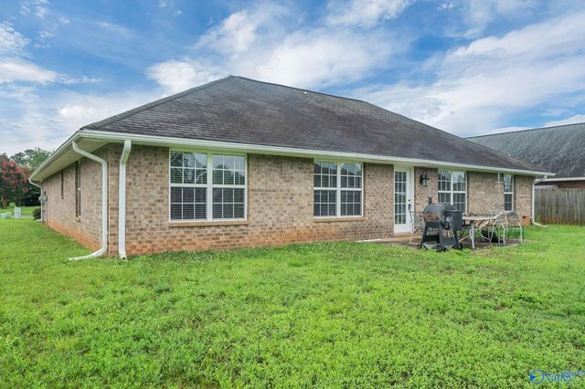 204 Shadow Cove Drive SW, Huntsville, AL 35824
