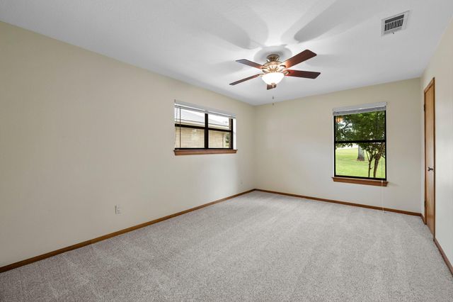 209 Senisa DR, Buchanan Dam, TX 78609