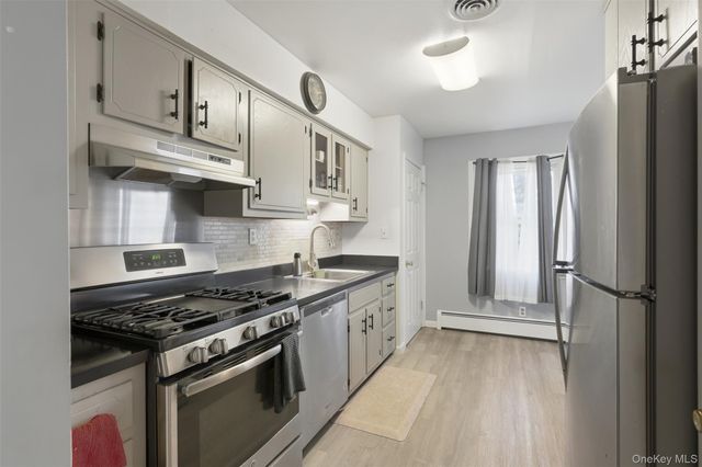 733 State Route 302, Pine Bush, NY 12566