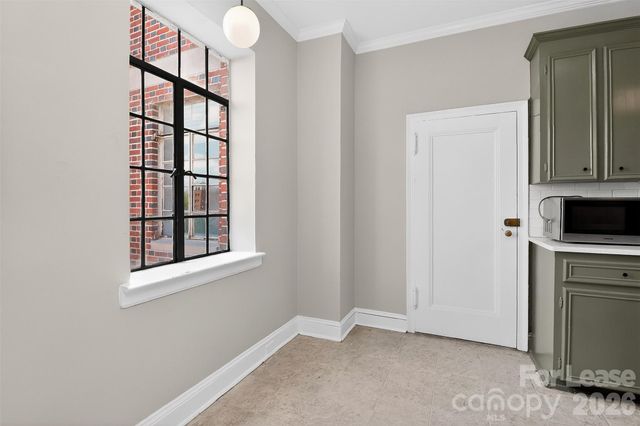 301 W 10th Street 504, Charlotte, NC 28202