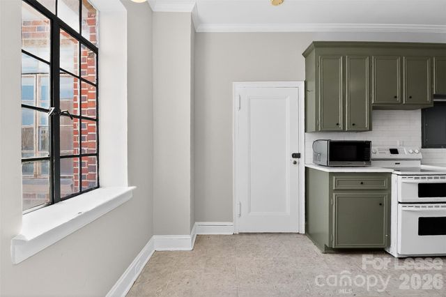 301 W 10th Street 504, Charlotte, NC 28202