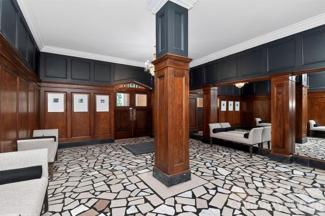 301 W 10th Street 504, Charlotte, NC 28202