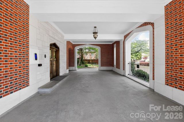 301 W 10th Street 504, Charlotte, NC 28202