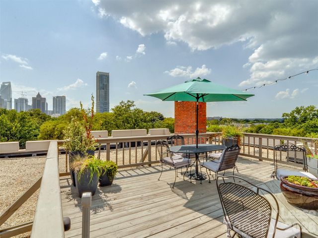 301 W 10th Street 504, Charlotte, NC 28202