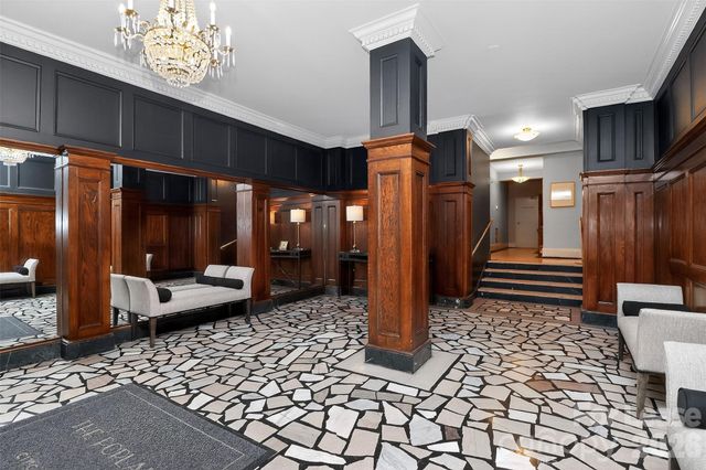 301 W 10th Street 504, Charlotte, NC 28202