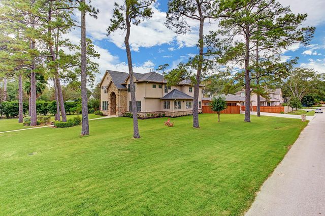 325 Bunker Hill Road, Houston, TX 77024